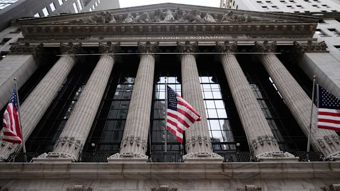 AI Sell-Off Sparks Hedge Fund Collateral Calls