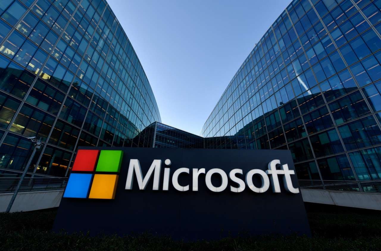 Microsoft's Stock Soars Toward Historic Gains: How Cloud Growth and AI Spending Are Shaping the Market