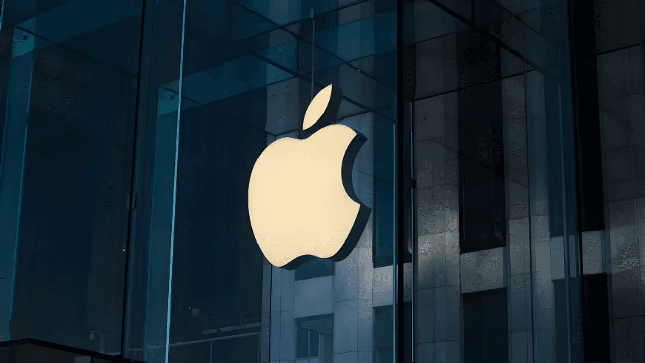 Apple and Amazon Deliver Quarter Shock: Profits Surge to Historic Levels