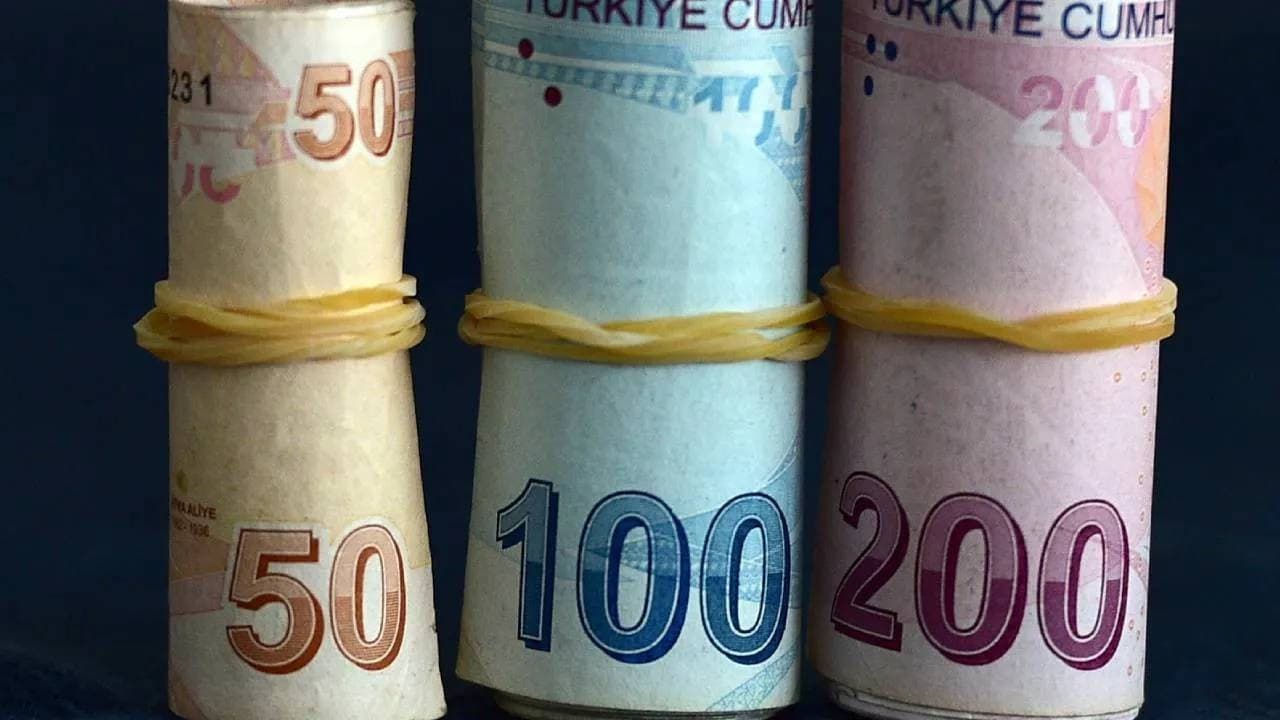 In the 32‑Day Deposit Race, TEB Leads with a 46% Rate