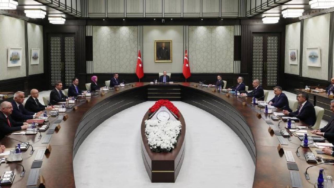 Turkish Cabinet's Focus on Counterterrorism and Economic Policies: US-Iran Tensions and Inflation Strategies