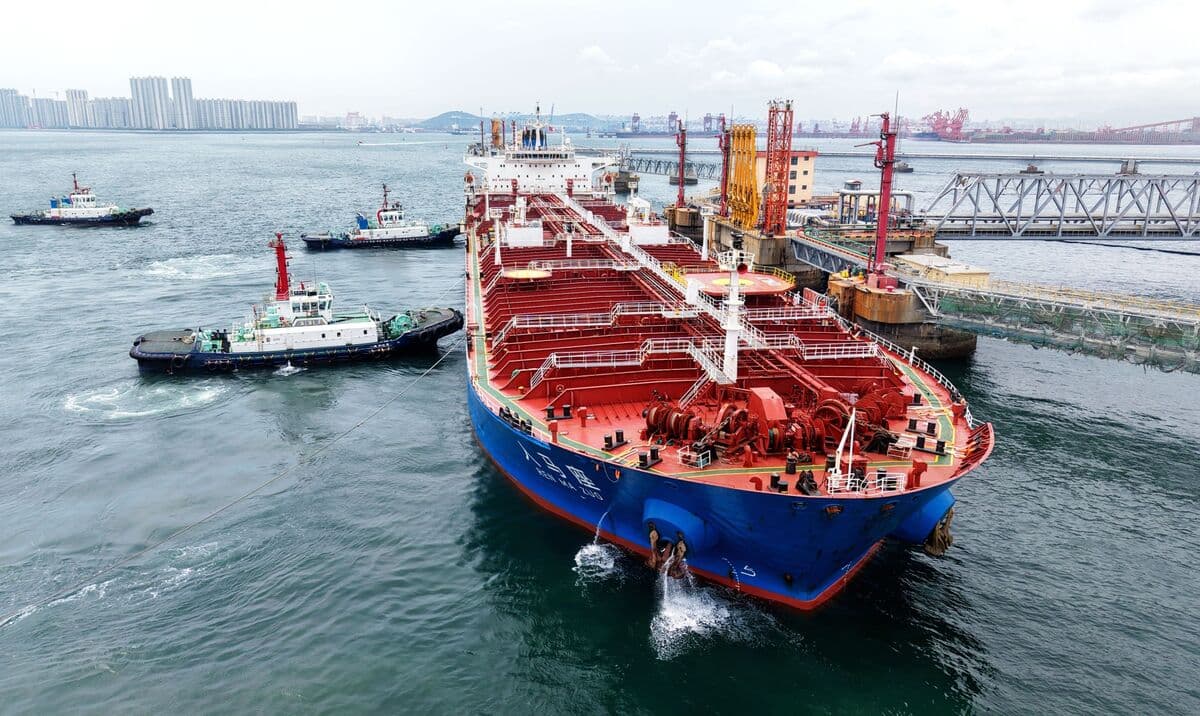 China's Oil Imports Rebound as Strategic Stockpiling Resurfaces