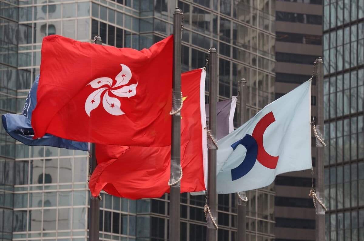 Apple Tedarikçisi Luxshare'ın 3 Milyar Dolarlık Hong Kong Girişi