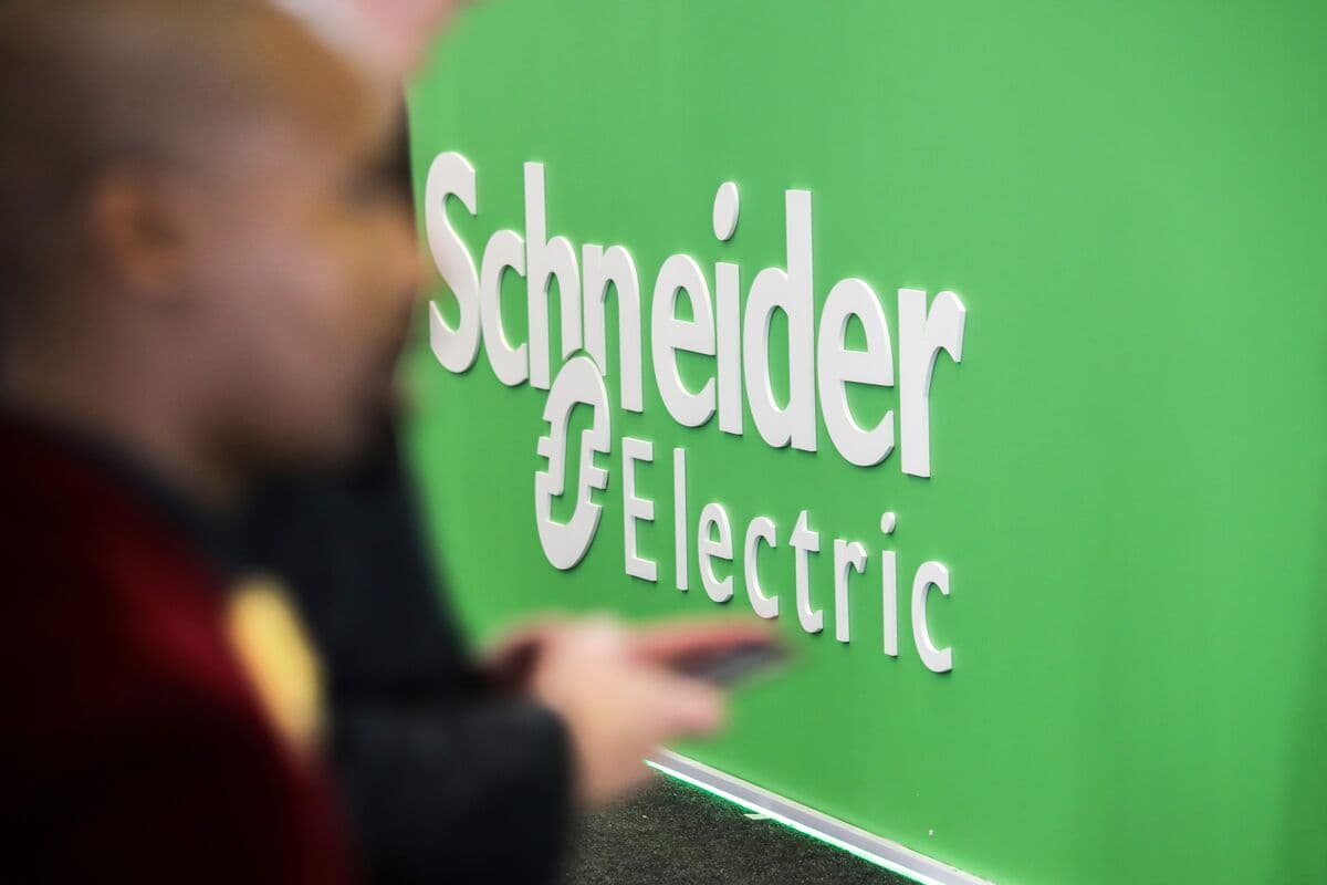 $3.1 Billion Mega Acquisition: How Will Schneider's Purchase of Cognite Transform Industry 4.0?