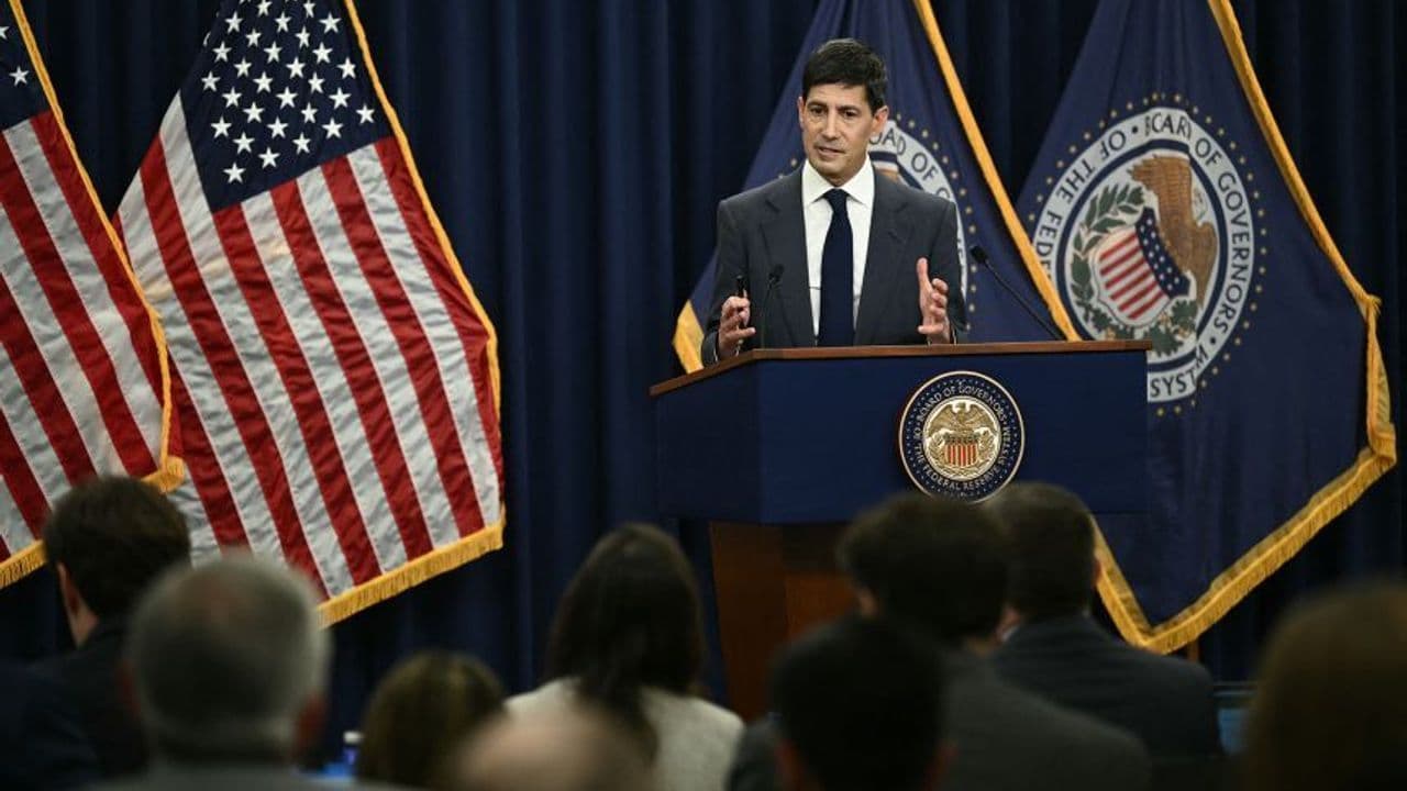 Fed Başkanı Warsh'tan AI ve Enflasyon Üzerine Çarpıcı Açıklamalar