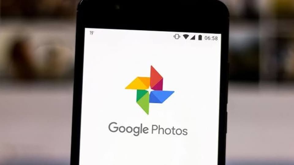 Google Photos'a Yapay Zeka Tabanlı Video Düzenleme Aracı Geldi: Teknoloji Devlerinin Rekabeti Sürüyor
