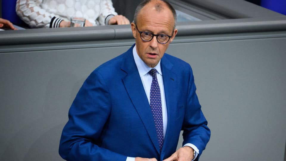 Merz Signals Cabinet Overhaul as Germany’s Economic Engine Sputters