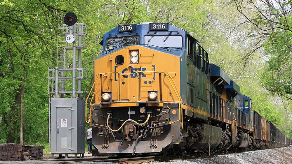 S&P 500 Yükseldi, CSX Kazançları Piyasalara Şok Vakti