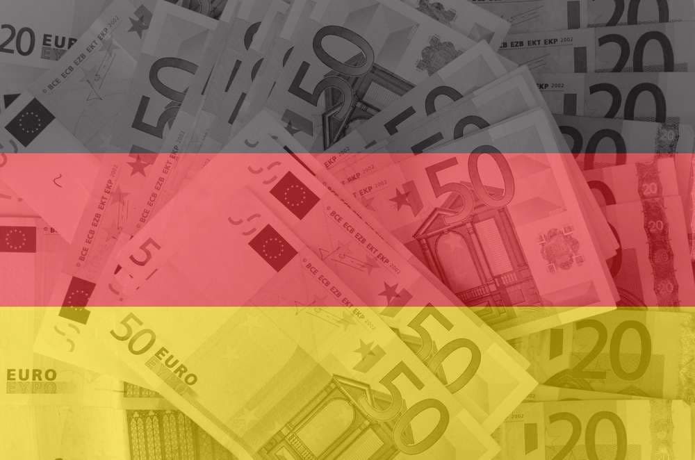 Germany's Bond Yield Decline: Where Are LBBW's Forecasts Pointing?