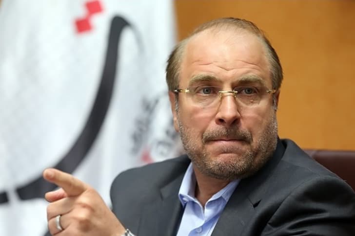 Hürmüz Boğazı'nda ABD'nin Müdahalesi: İran'ın Dikkati Çekici Cevabı