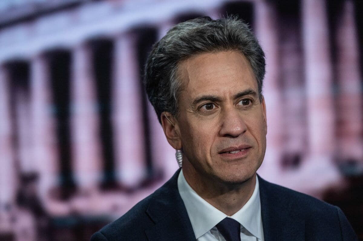 Miliband'ın Ekonomik Görüşleri: Piyasalar için Riskli Bir Seçim?