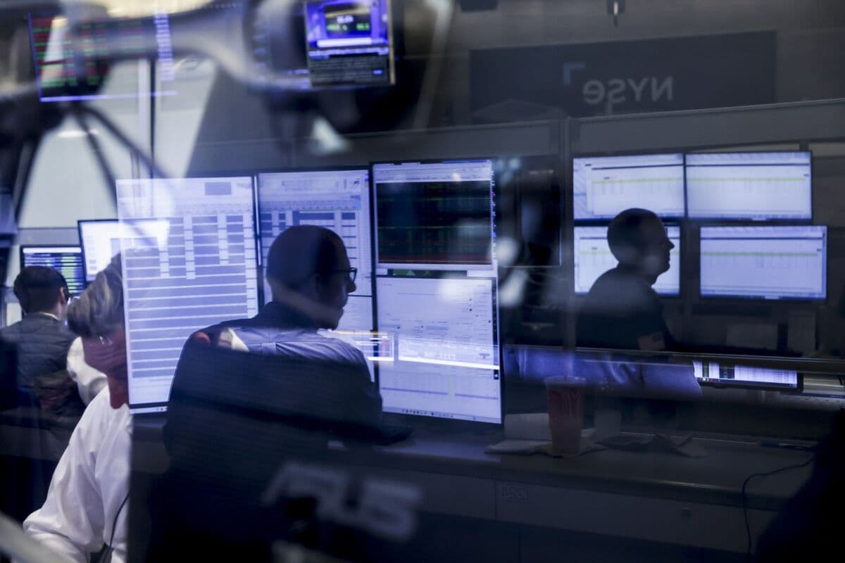 Ege Kaan Tarzında: Wall Street'te Yapay Zeka Savaşı Patladı: Paniği ve Çöküşü Tetikleyecek Mi?