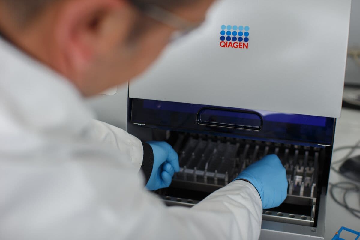 Qiagen'i EQT ve Advent'ın İlk Alım İlgi Göstermesi