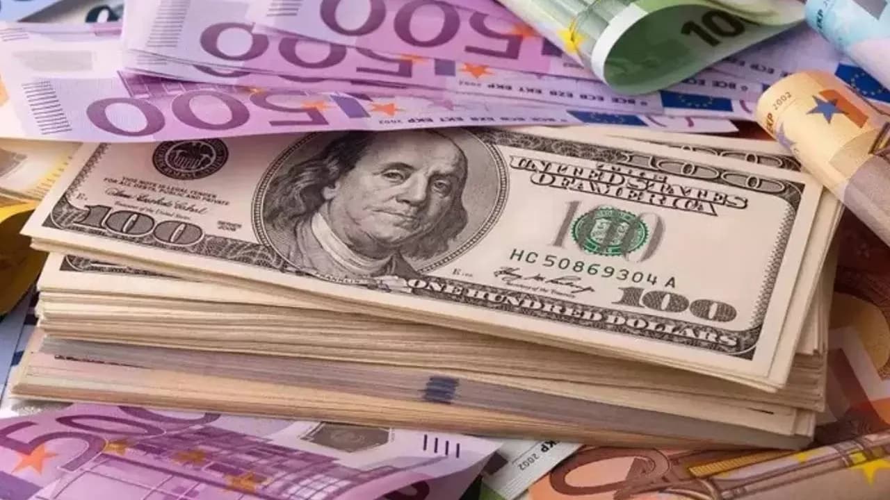 Forex Markets Open with a Slight Buying Bias: Impact of Geopolitical Tensions and Fed Minutes
