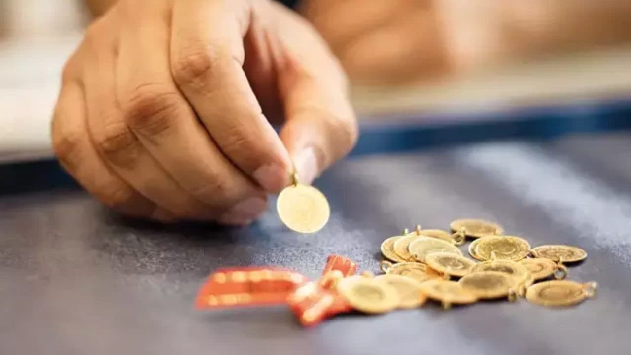 Jeopolitik Gerilim ve Enflasyon Baskısı: Altın Piyasasında Sert Düzeltme