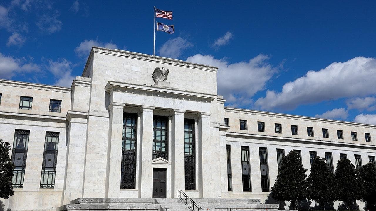 Fed Raporu: Orta Doğu Çatışmalarına Rağmen ABD Ekonomisi Sağlam Büyüyor