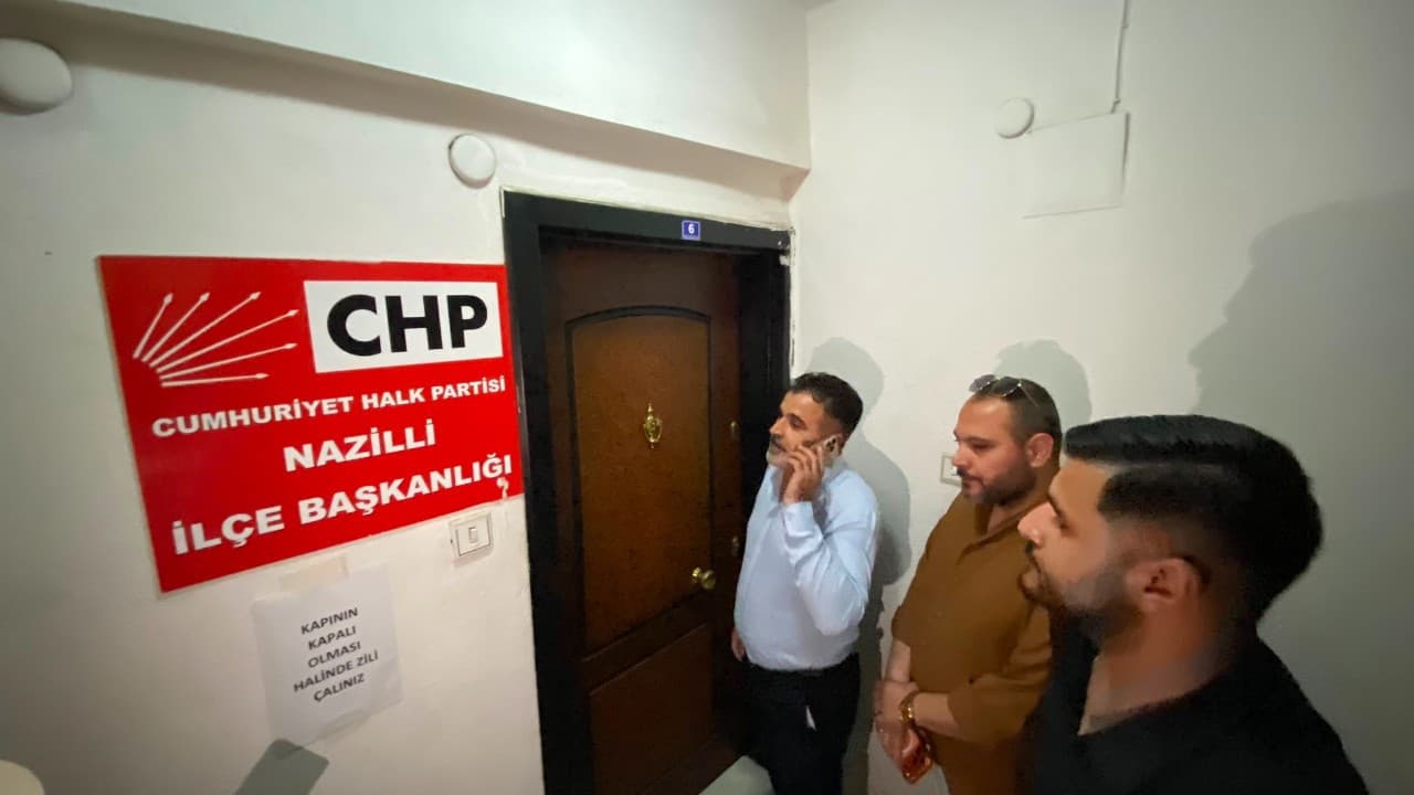 CHP's Nazilli Devir Teslim Crisis: Early Signs of Internal Party War?