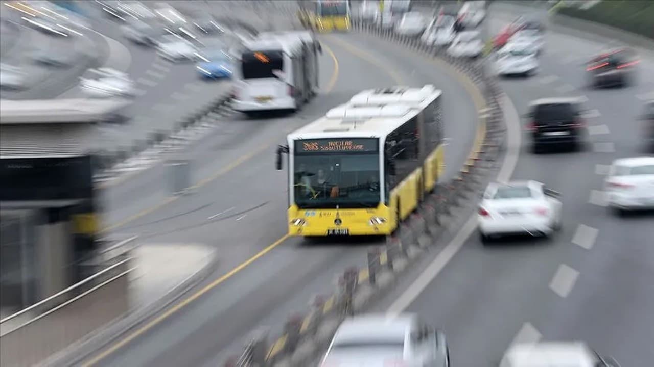 İstanbul'da Ulaşım Fiyatları Yüzde 10 Zamlanarak Enflasyonist Baskıyı Tetikledi