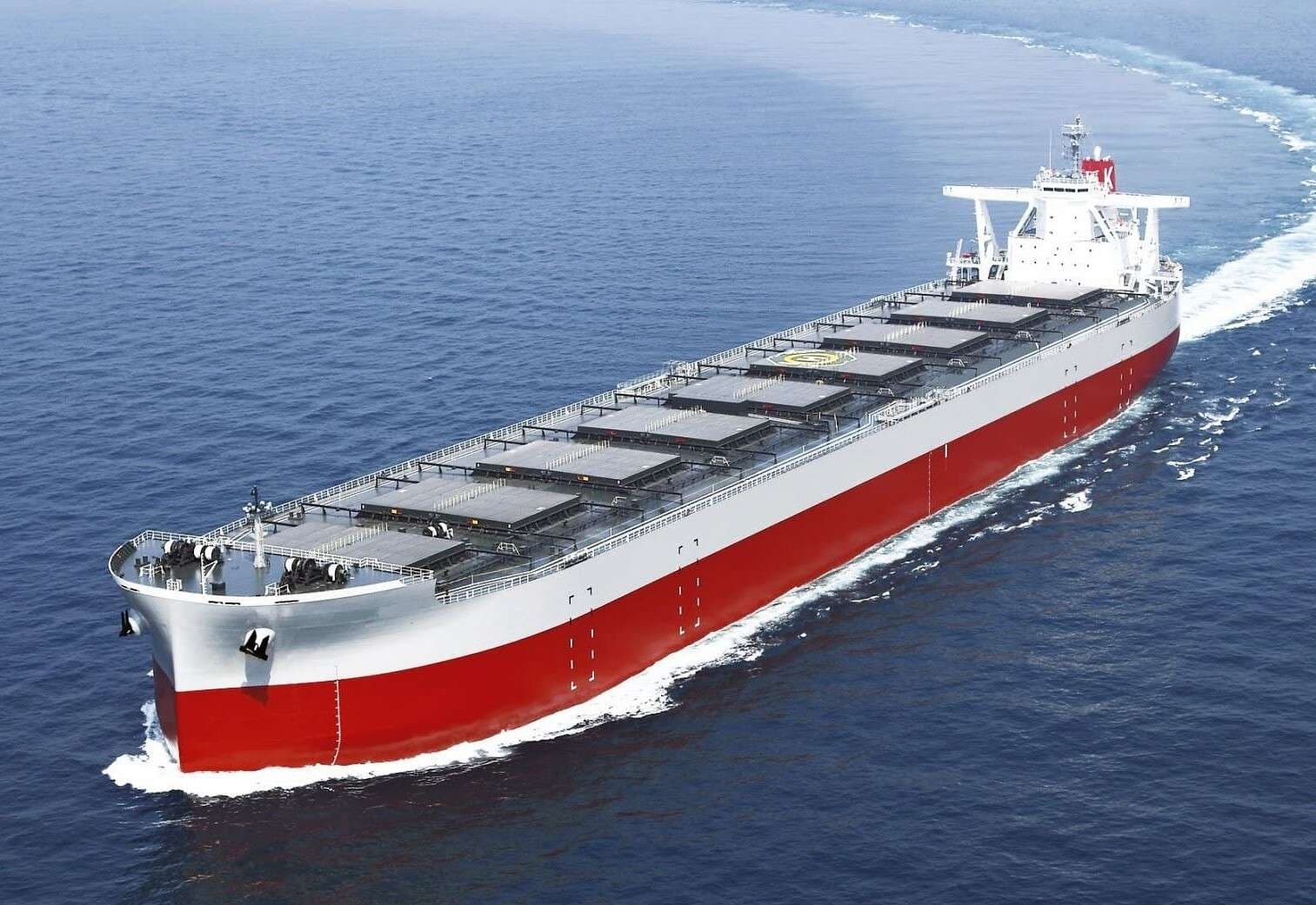 Hürmüz Boğazı'nda Tanker Transferlerinde Yavaşlama: Küresel Petrol Akışına Yeni Risk