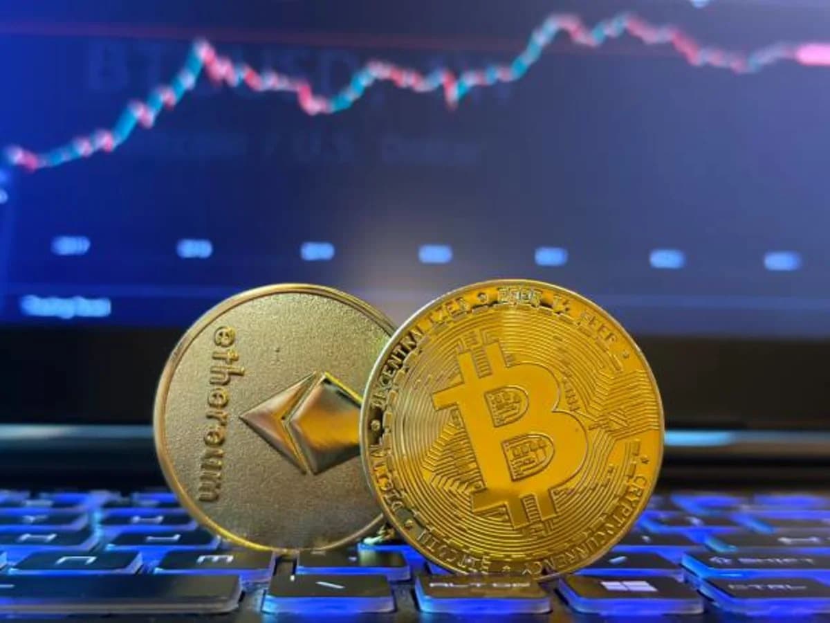 Crypto Market: Ethereum Outperforms Bitcoin as Investors Take Notice