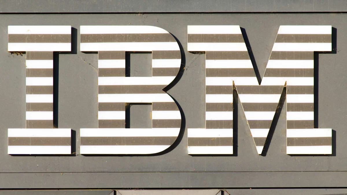 IBM Stock Drops 26%: Big Blue Struggles with AI and Memory Crisis